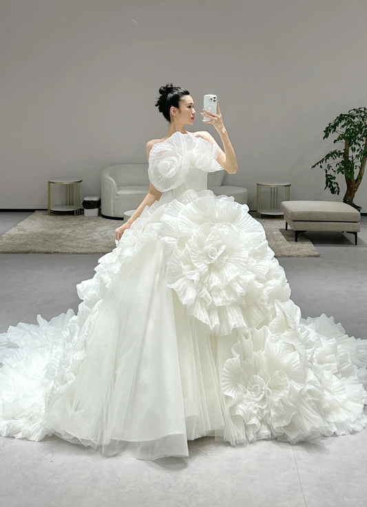 Vintage Ball Gown Strapless Tulle Pleated Long Wedding Dresses C3965