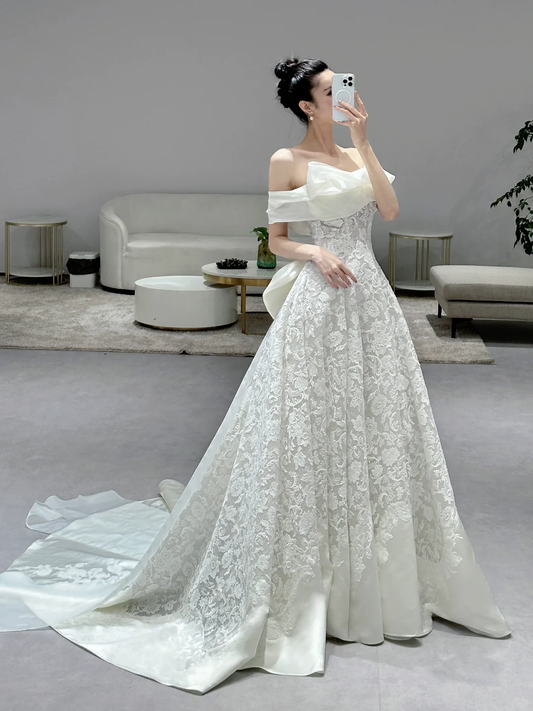 Robe de mariée longue en satin, tulle et dentelle, épaules dénudées, style bal de rêve, C3972