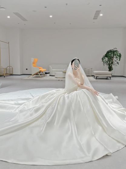 Robe de mariée longue en satin plissé, bustier, élégante, avec appliques et voile, C3978