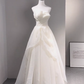 Jolie robe de mariée longue en mousseline de soie, coupe trapèze, sans bretelles, C3990