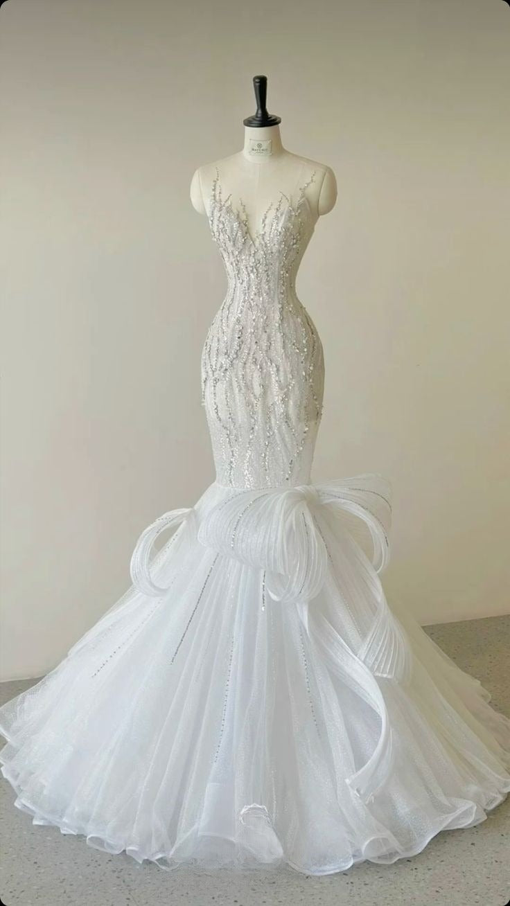 Jolie robe de mariée sirène longue bustier en tulle et paillettes perlées C3995