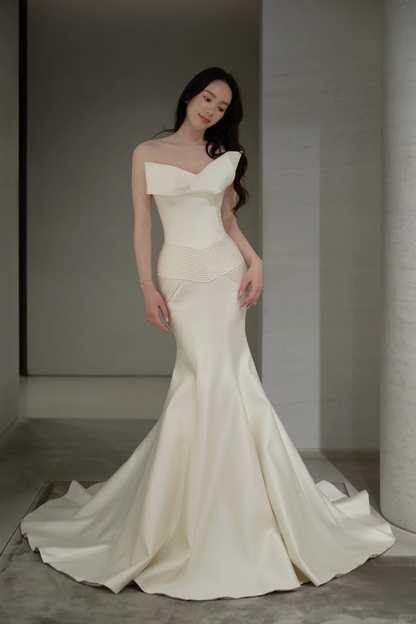 Robe de mariée longue en satin, élégante, style sirène, sans bretelles, C4012