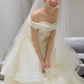 Robe de mariée longue en tulle et voile, épaules dénudées, jolie robe de bal C4015