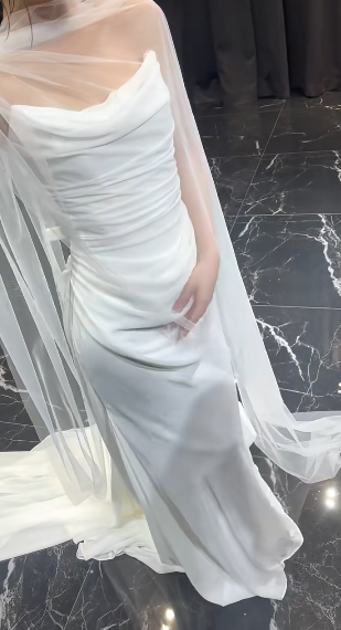 Robe de mariée longue en mousseline de soie blanche, élégante, sans bretelles, style sirène, C4022