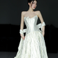 Robe de mariée longue en satin, coupe A, sans bretelles, unique, C4030