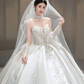 Robe de mariée longue en satin, bustier et voile, effet appliques, style bal de rêve, C4037