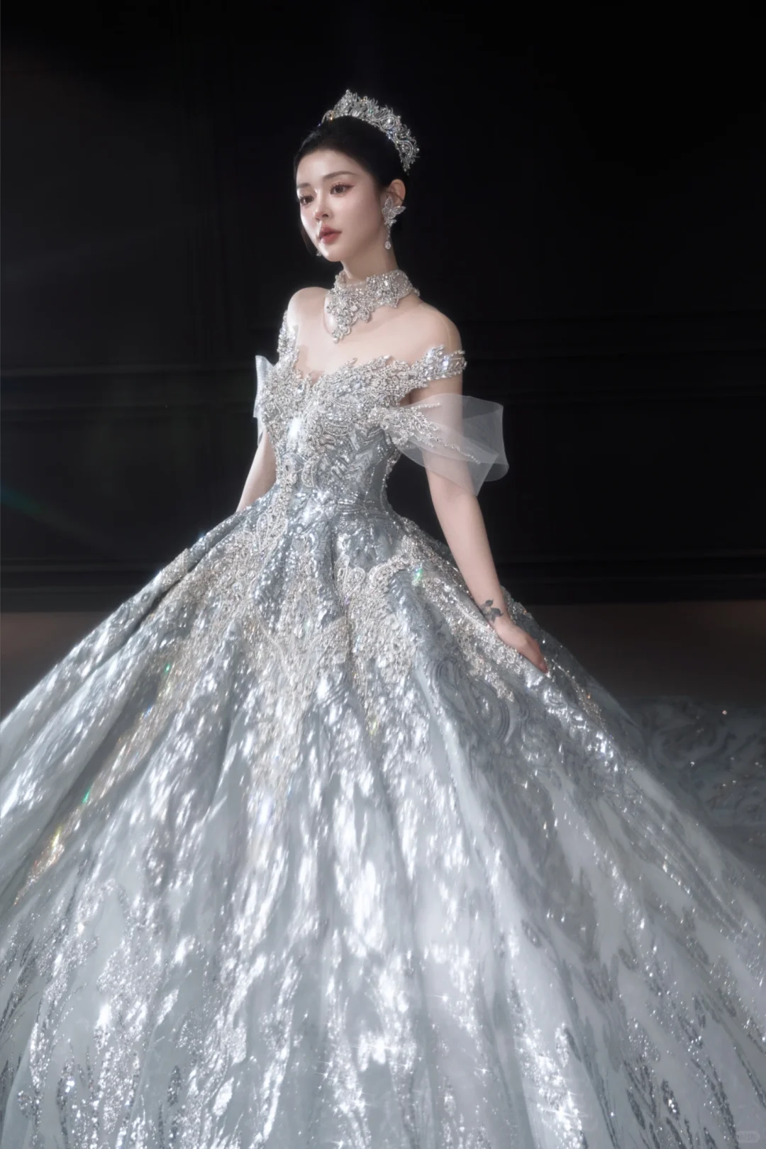 Robe de mariée longue en tulle et sequins, épaules dénudées, style bal intemporel, C4038
