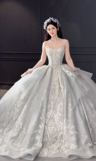 Dreamy Ball Gown Strapless Tulle Sequin Long Wedding Dresses C4043