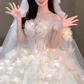 Robe de mariée longue vintage à épaules dénudées et voile appliqué C4047