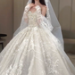 Superbe robe de bal bustier en tulle, sequins, perles et gants en voile, robe de mariée longue C4050