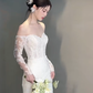 Robe de mariée élégante sirène à épaules dénudées et manches longues en dentelle C4057