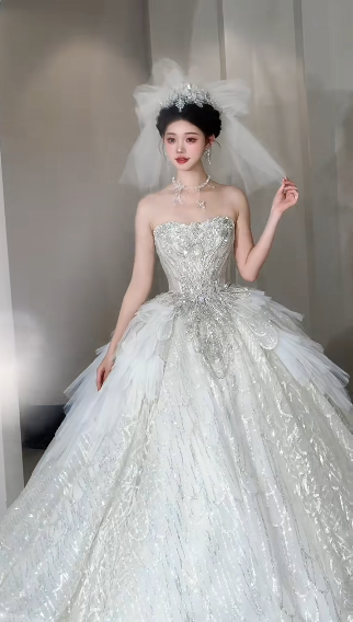 Robe de mariée longue en tulle à sequins et bustier, style intemporel, avec voile, C4063