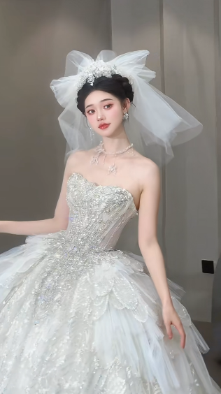 Robe de mariée longue en tulle à sequins et bustier, style intemporel, avec voile, C4063
