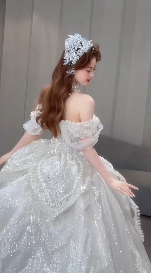 Superbe robe de bal à épaules dénudées, en tulle, paillettes et perles, longue robe de mariée C4069