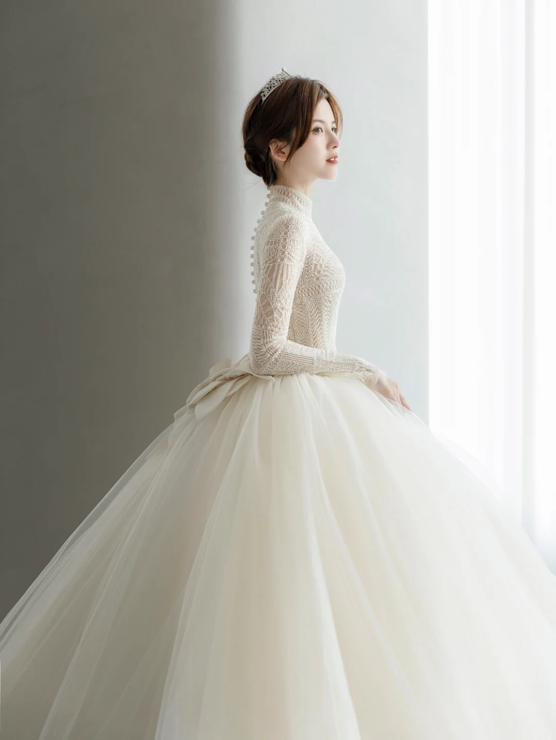 Robe de mariée longue en tulle et dentelle, manches longues, style unique, C4171