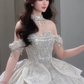 Superbe robe de mariée longue en tulle, épaules dénudées, sequins et perles, C4074
