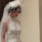 Robe de mariée longue vintage sirène en satin et dentelle avec voile C4079