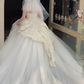 Robe de mariée longue en satin et tulle, sans bretelles, avec voile, C4081