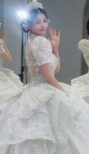 Robe de mariée longue à manches courtes et tulle à sequins, style bal de promo, style Timeles, C4085