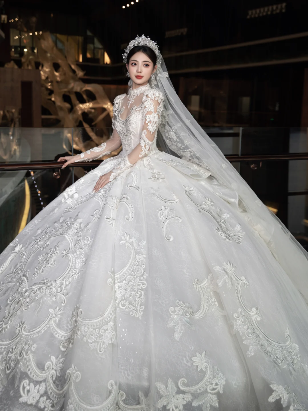 Robe de mariée de rêve en tulle et dentelle, manches longues, avec voile, C4089