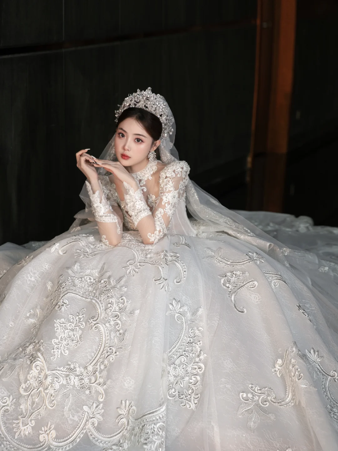 Robe de mariée de rêve en tulle et dentelle, manches longues, avec voile, C4089