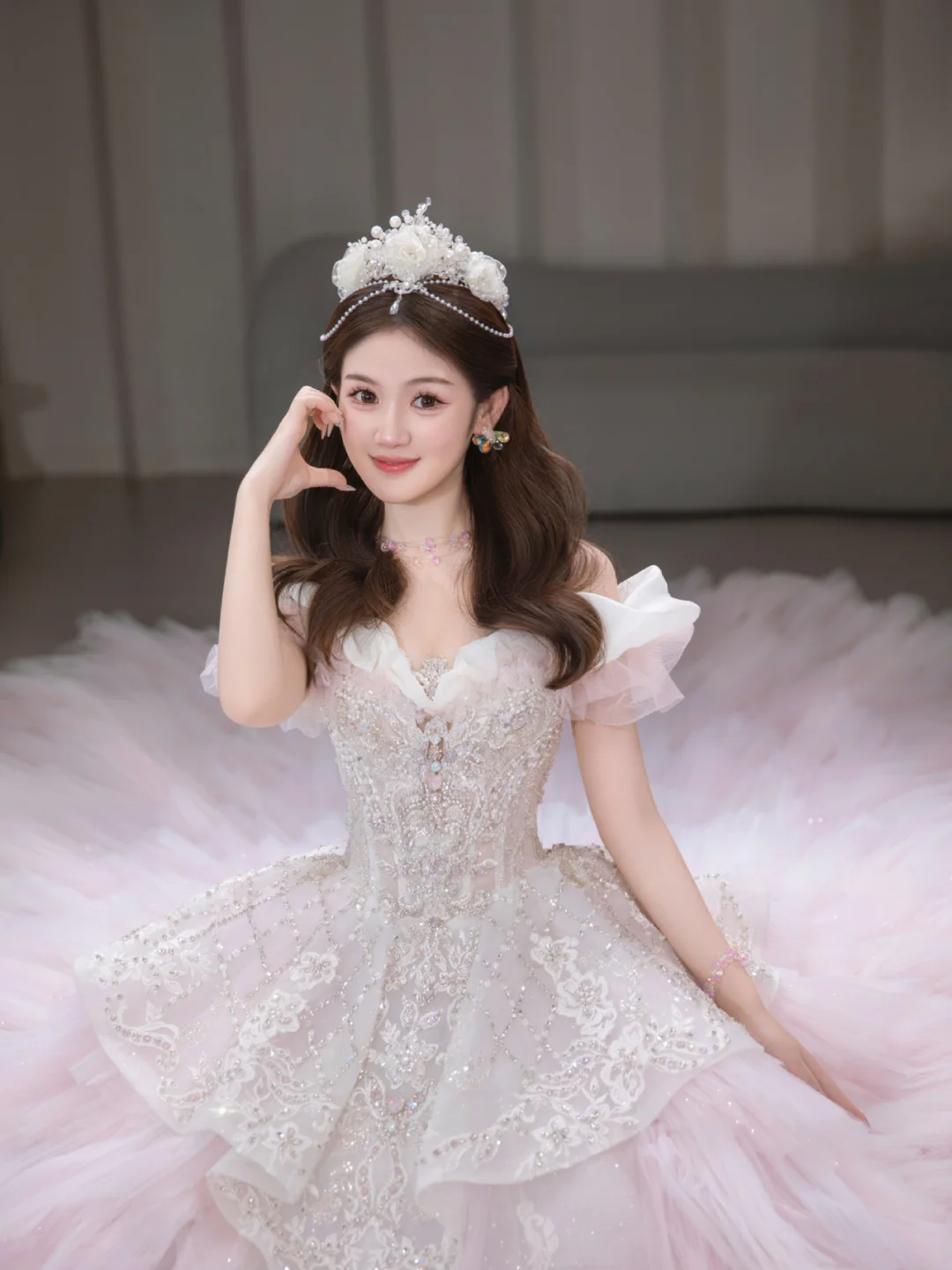 Robe de mariée longue en tulle à épaules dénudées et col rond, style unique, C4092