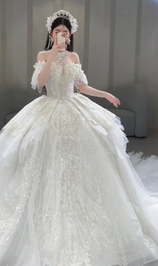 Robe de mariée longue en tulle et sequins, épaules dénudées, style bal intemporel, C4099