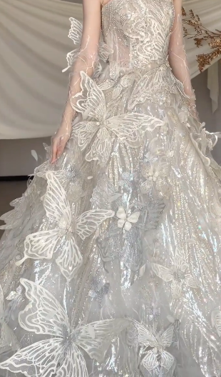 Superbe robe de mariée longue en tulle, sans manches, style papillon, C4104