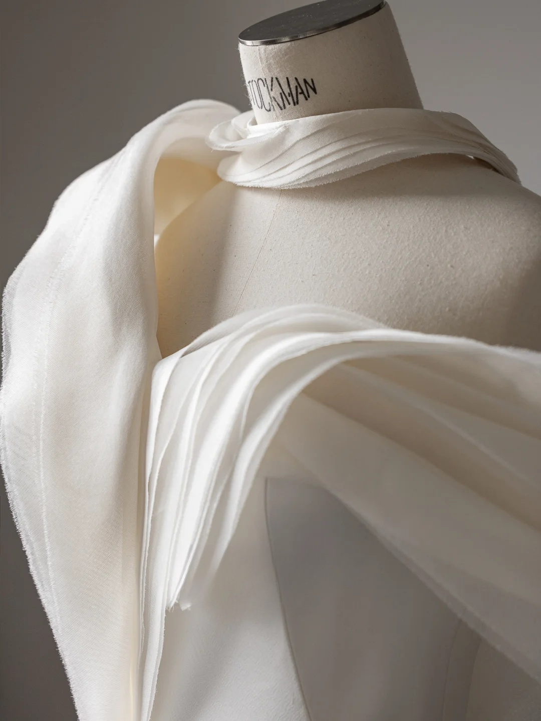 Robe de mariée longue en satin, style sirène, épaules dénudées, élégante, C4109