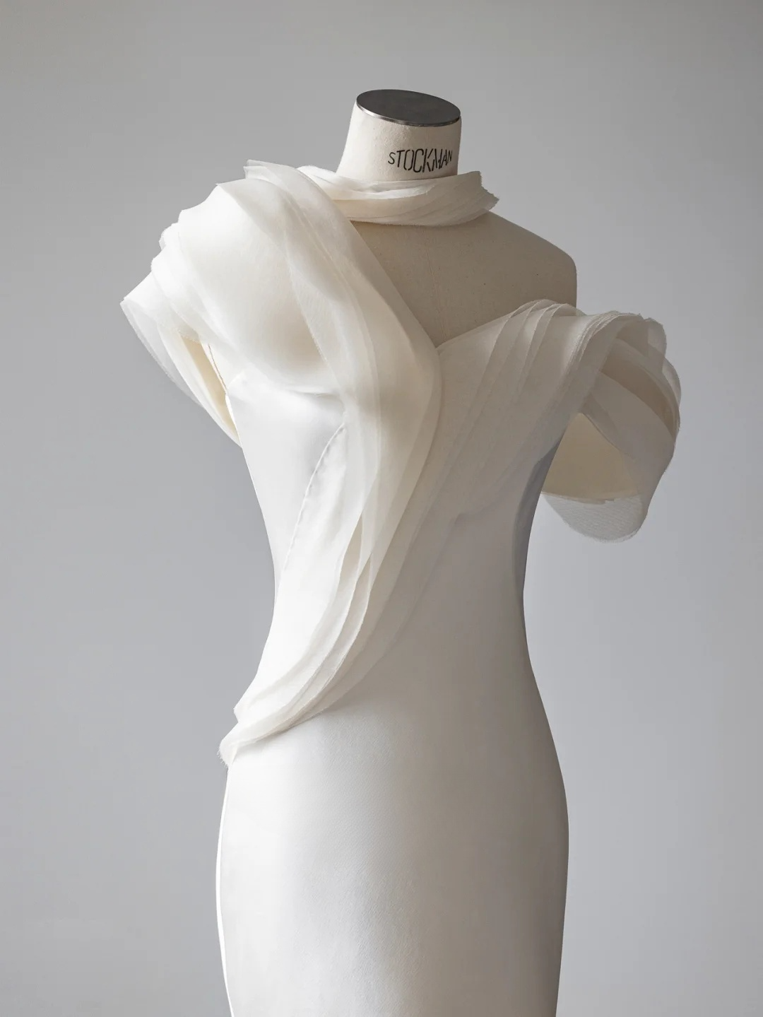 Robe de mariée longue en satin, style sirène, épaules dénudées, élégante, C4109