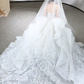 Robe de mariée longue blanche intemporelle en tulle et dentelle avec voile C4113