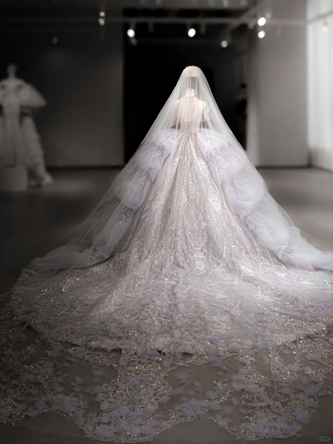 Robe de mariée luxueuse à épaules dénudées, en tulle, dentelle, paillettes, perles, manches longues, C4121