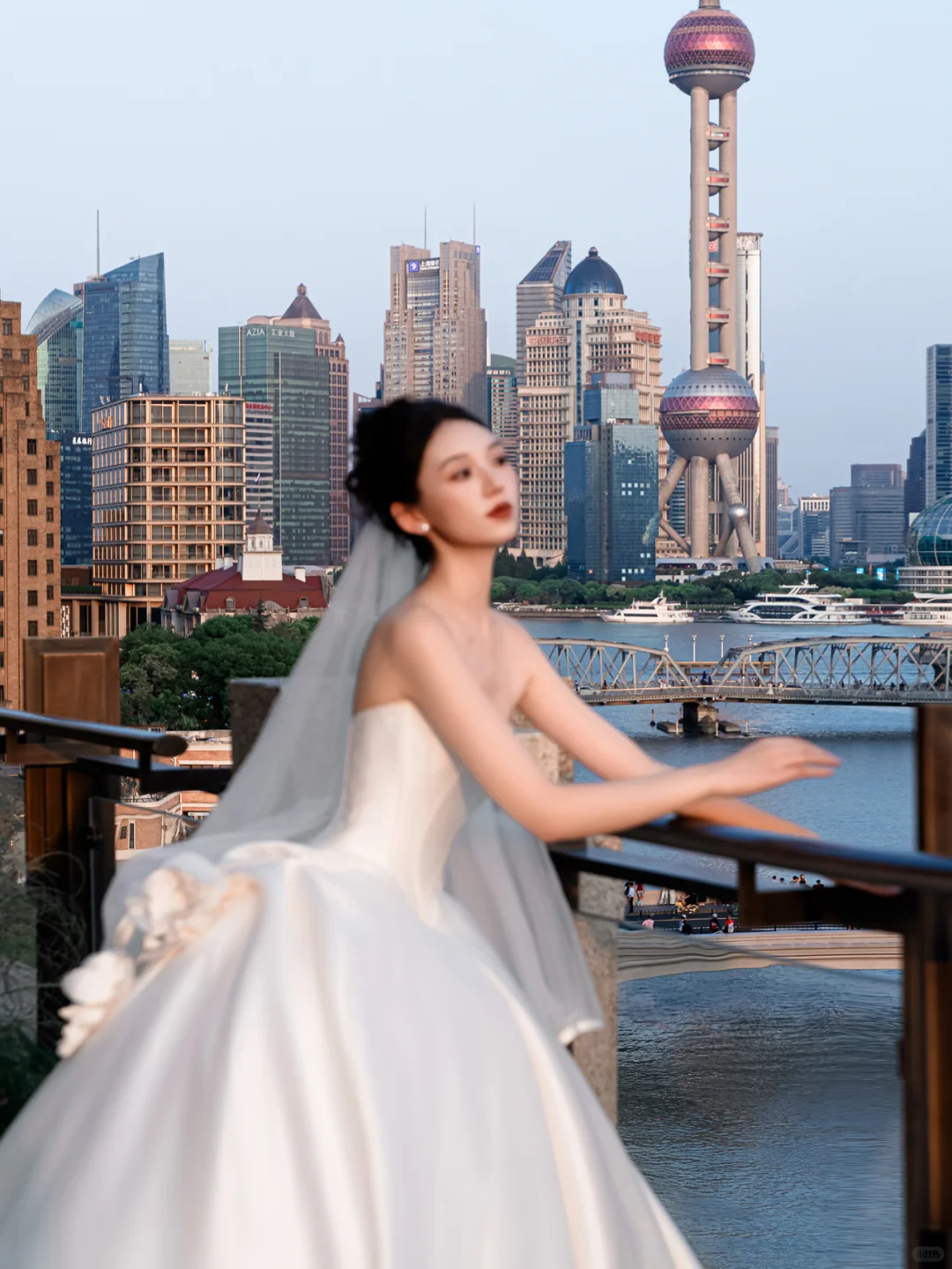 Robe de mariée longue en satin, simple et élégante, sans bretelles, avec voile, C4123