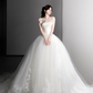 Robe de mariée longue élégante en satin et tulle, sans bretelles, avec voile, C4126