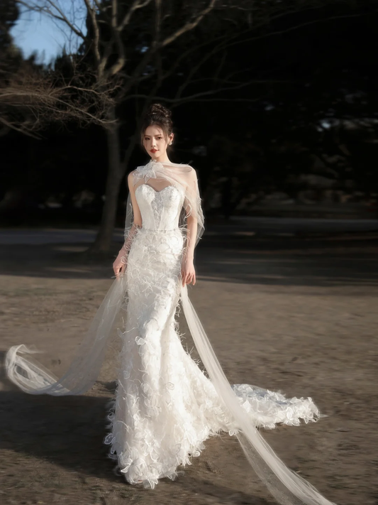 Robe de mariée sirène bustier en tulle et dentelle perlée, longue et rêveuse, C4130