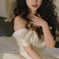 Robe de mariée longue en satin à épaules dénudées et élégante C4133