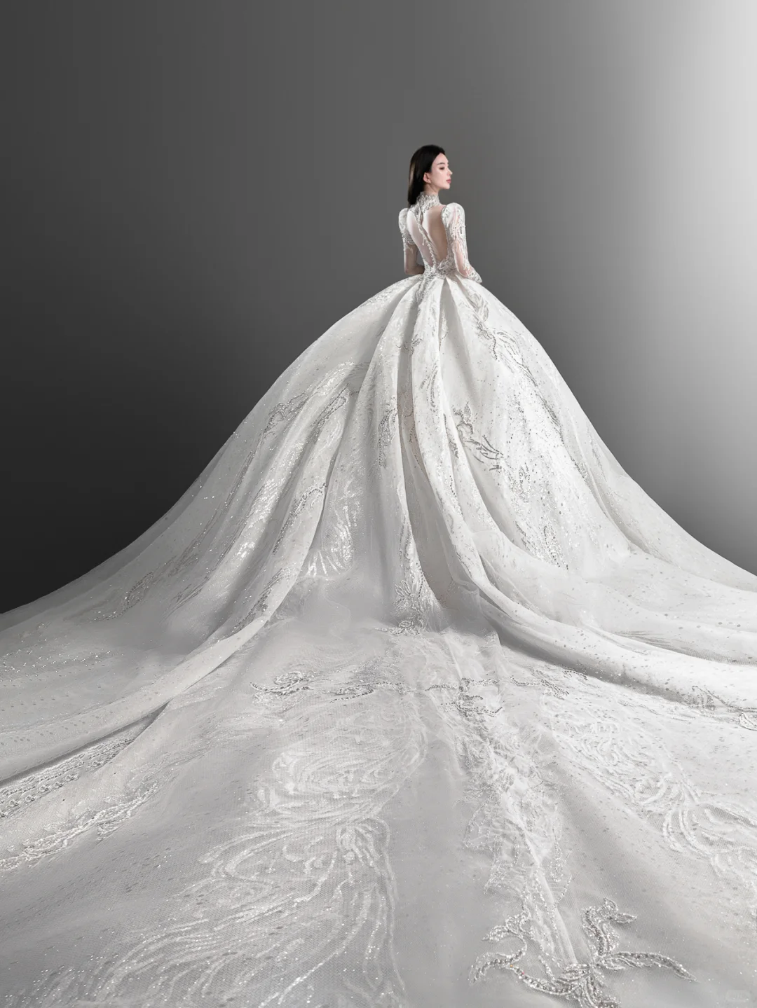 Superbe robe de bal en tulle et dentelle, manches longues, robe de mariée longue C4136
