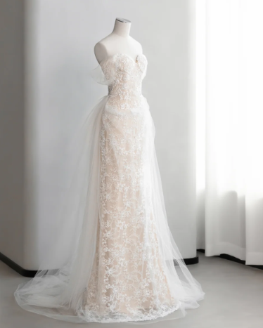 Robe de mariée longue élégante en satin, tulle et dentelle, épaules dénudées, style sirène, C4141