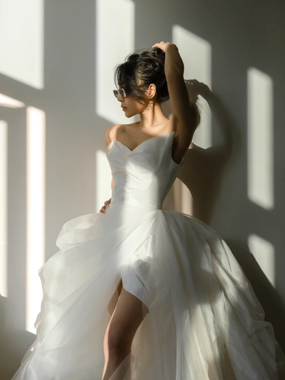 Robe de mariée longue en satin et tulle, sans bretelles, style robe de bal chic, fendue, C4176