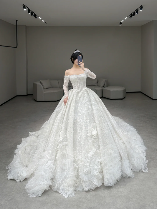 Robe de mariée longue en dentelle à épaules dénudées et manches longues, style bal de rêve, C4183