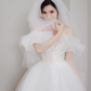 Robe de mariée longue élégante en tulle à épaules dénudées et voile C4184