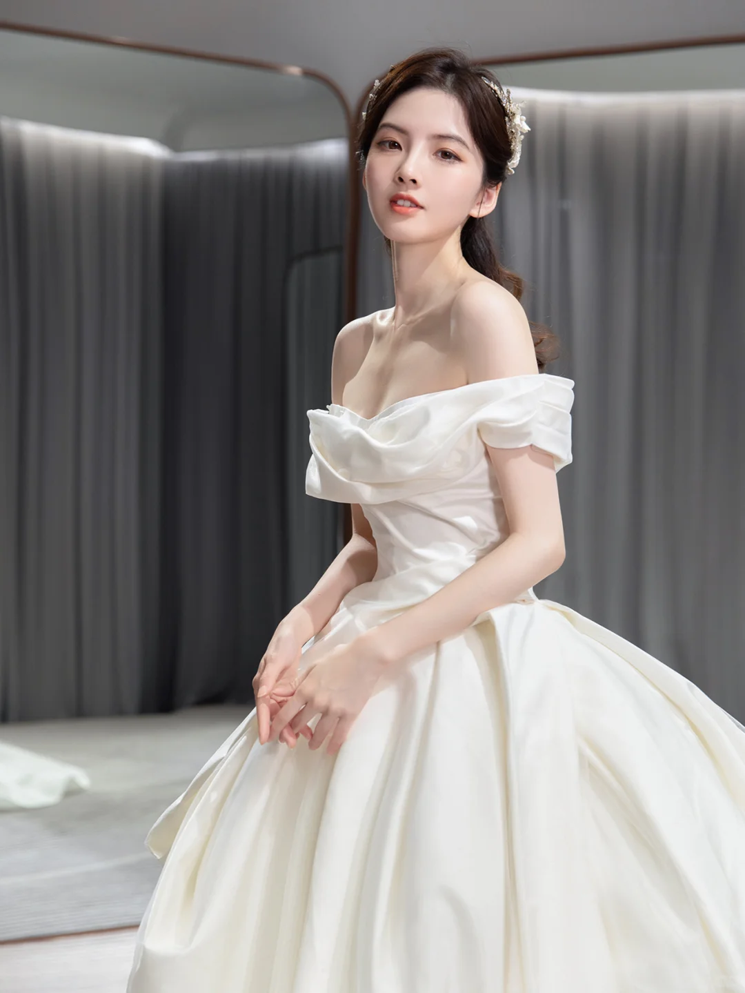 Robe de mariée longue en satin, simple et élégante, épaules dénudées, C4194