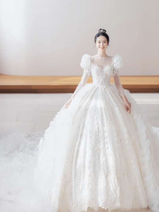 Robe de mariée longue en tulle et dentelle, intemporelle, manches longues et voile, C4197