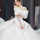 Robe de mariée longue en satin, tulle, dentelle, paillettes et perles, sans bretelles, avec nœud, C4203