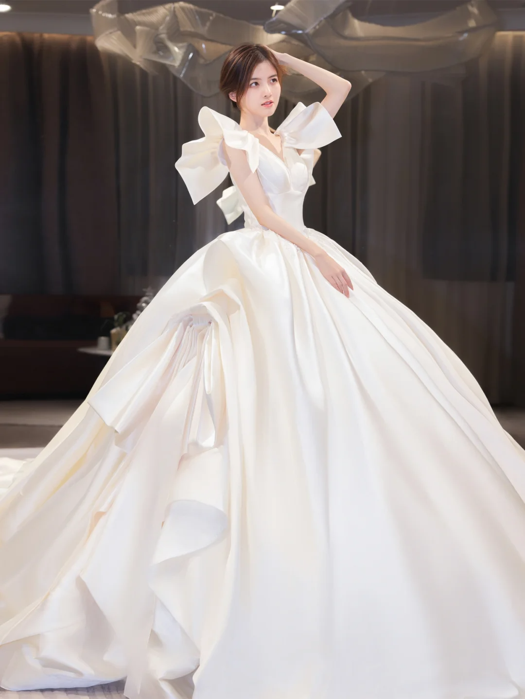 Robe de mariée longue en satin, élégante, épaules dénudées, C4209