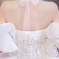 Robe de mariée longue élégante en satin à épaules dénudées et voile C4212