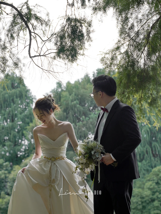 Robe de mariée longue en satin, simple et bustier, coupe trapèze, C4214