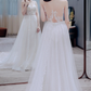 Jolie robe de mariée longue en tulle avec une épaule dénudée et des appliques C4221