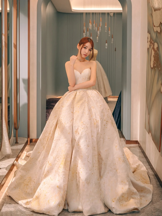 Robe de mariée longue bustier en satin perlé, robe de bal de rêve C4228
