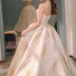 Robe de mariée longue bustier en satin perlé, robe de bal de rêve C4228